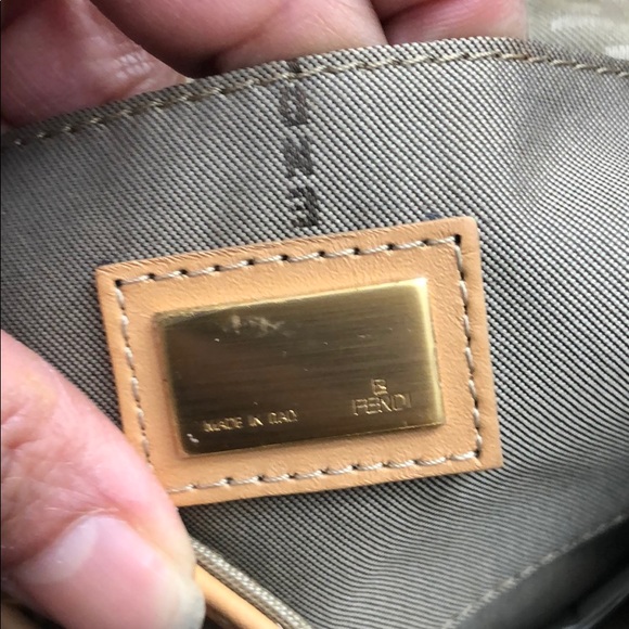 Fendi logo baguette bag - Picture 6 of 10